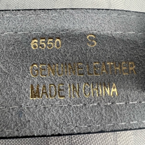 NWT Buckle Blk/Wht Cowhide Belt Small - Picture 4 of 5